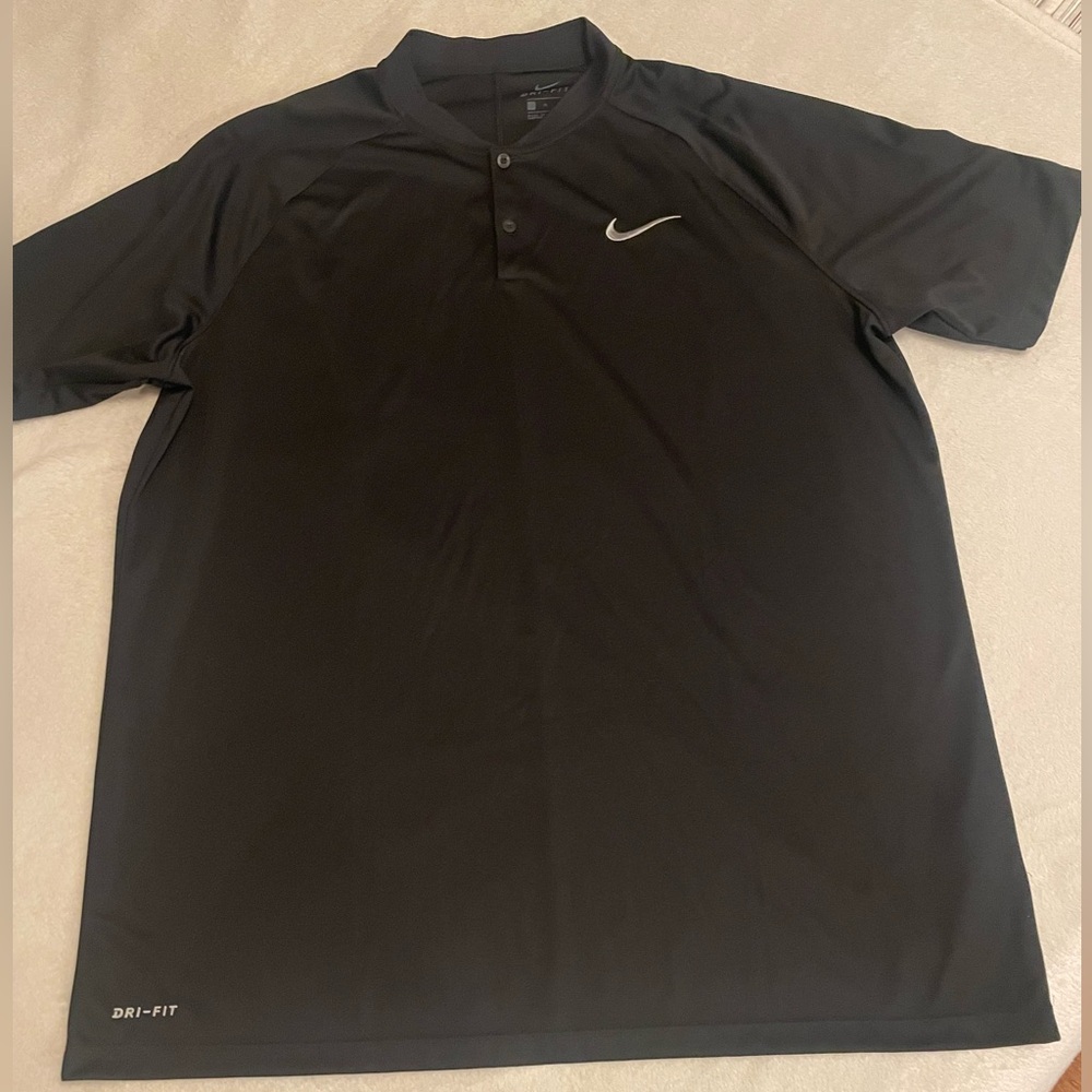 Nike Men's Charcoal Dri-FIT Shirt with logo on sleeve (Calabasas County Club)